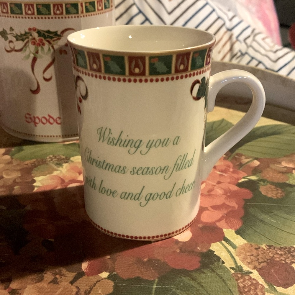 Spode Christmas Tree mug with tin